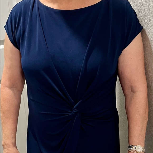 Navy blue cocktail dress, size 14. Will consider all offers. Never worn! - Picture 4 of 5